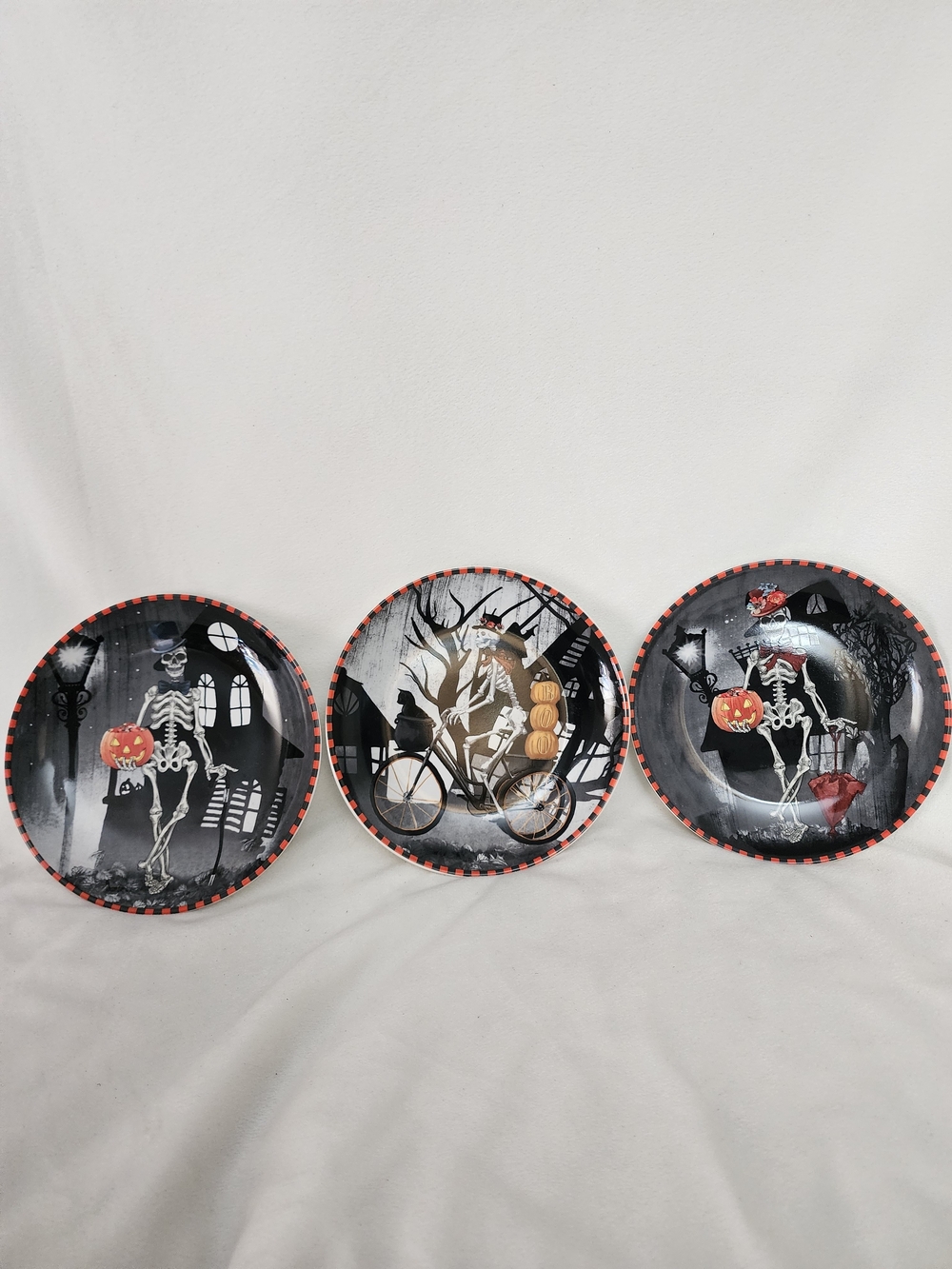 Halloween Skeleton Decorative Plate Set - Black & Orange